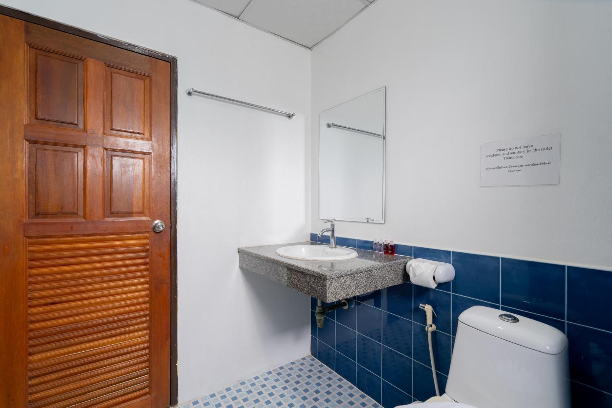 Square One Hotel Patong Habitación foto