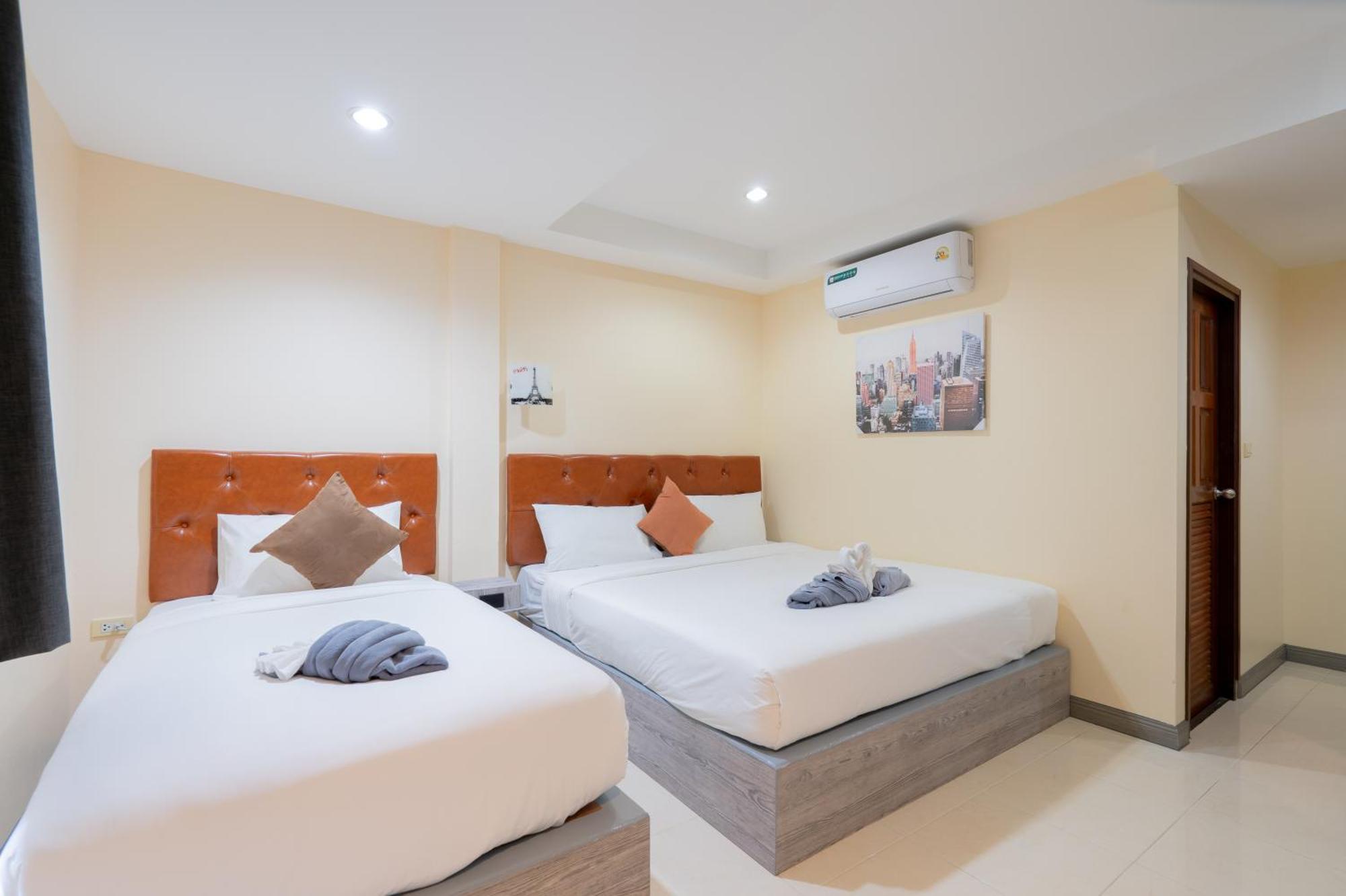 Square One Hotel Patong Exterior foto