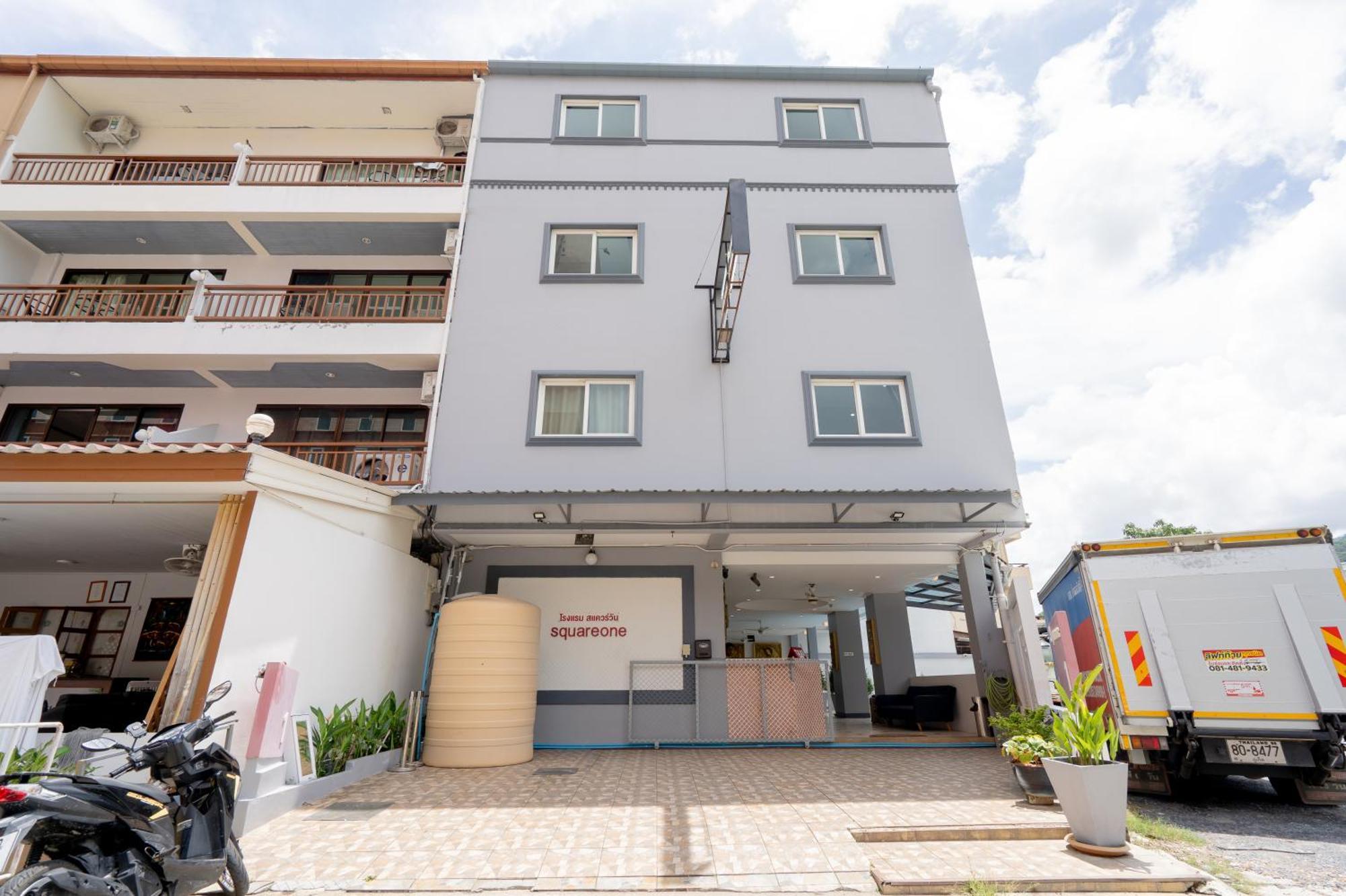 Square One Hotel Patong Exterior foto